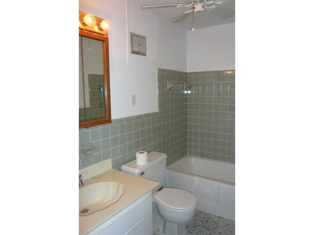 2333 Indian River Boulevard, Vero Beach, FL 32960