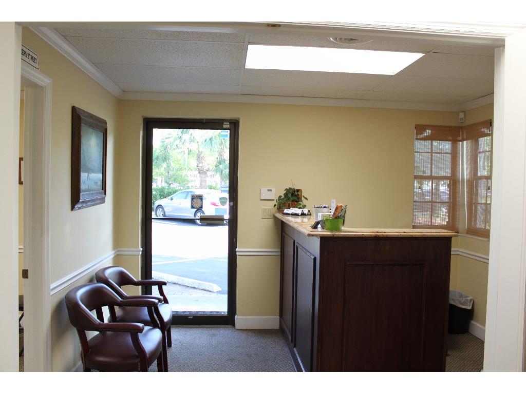 800 20th Place, Vero Beach, FL 32960