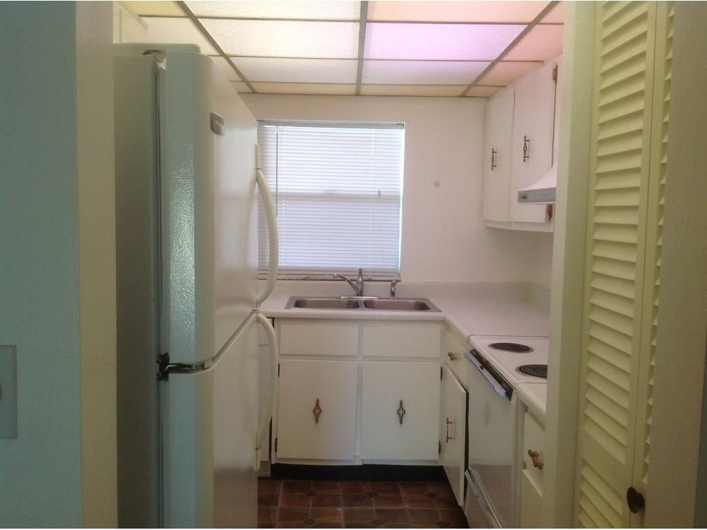 1100 Ponce De Leon Circle, Vero Beach, FL 32960