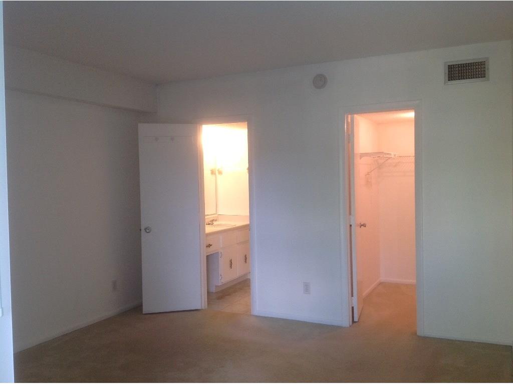 1100 Ponce De Leon Circle, Vero Beach, FL 32960