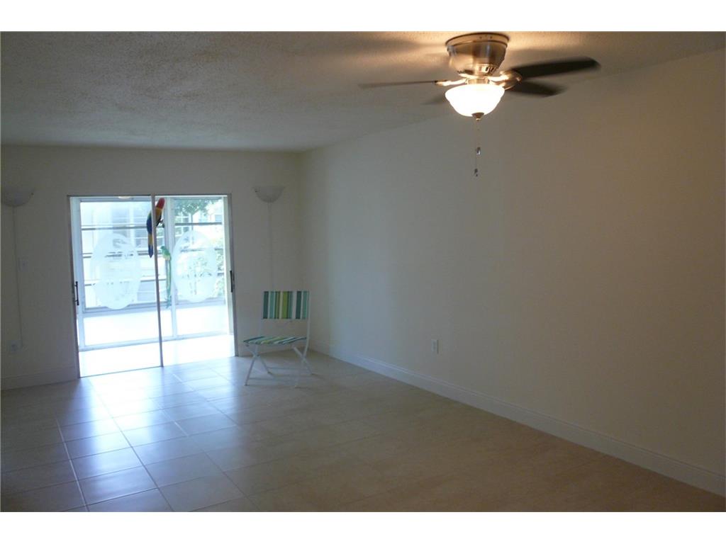 1100 Ponce De Leon Circle, Vero Beach, FL 32960