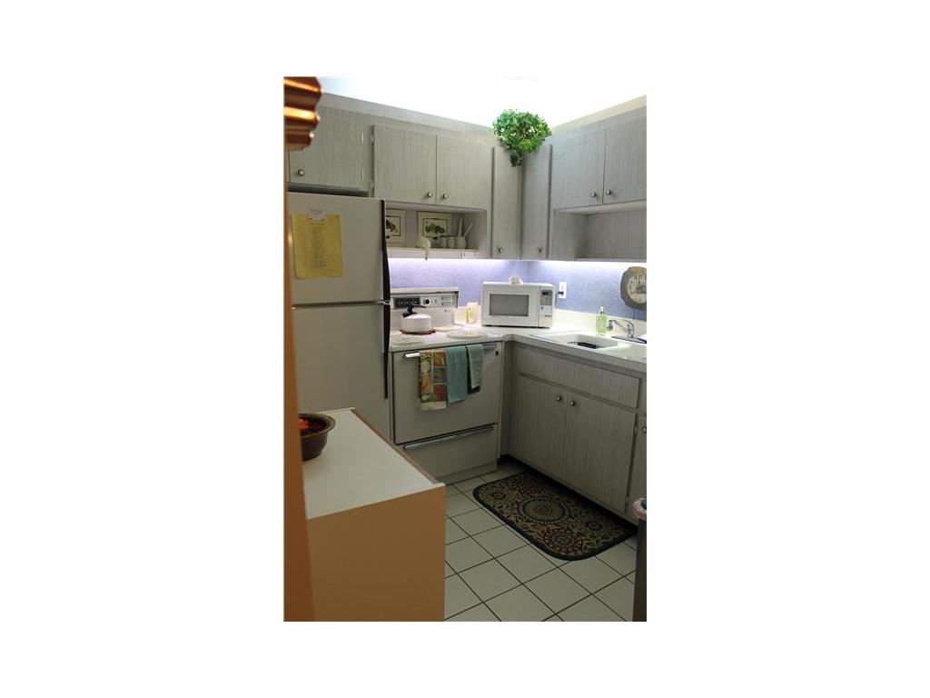 2800 Indian River Blvd, Vero Beach, FL 32960