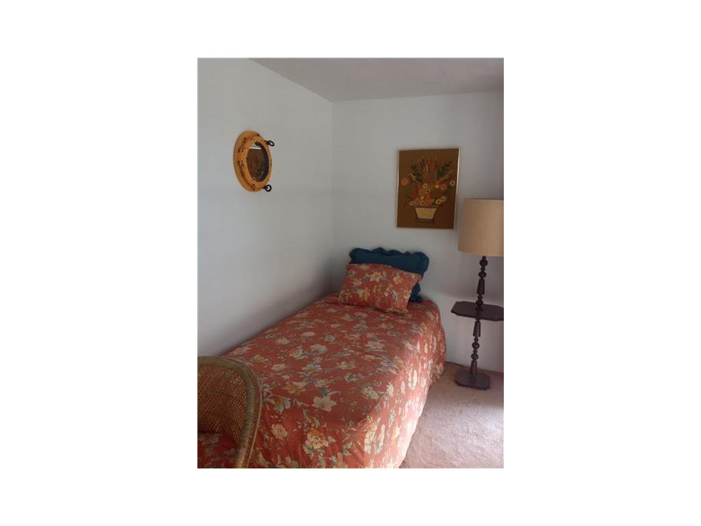 2800 Indian River Blvd, Vero Beach, FL 32960