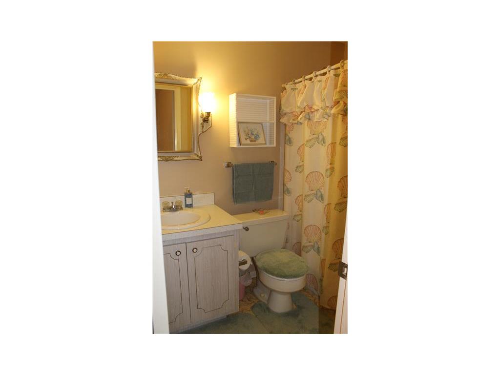 2800 Indian River Blvd, Vero Beach, FL 32960