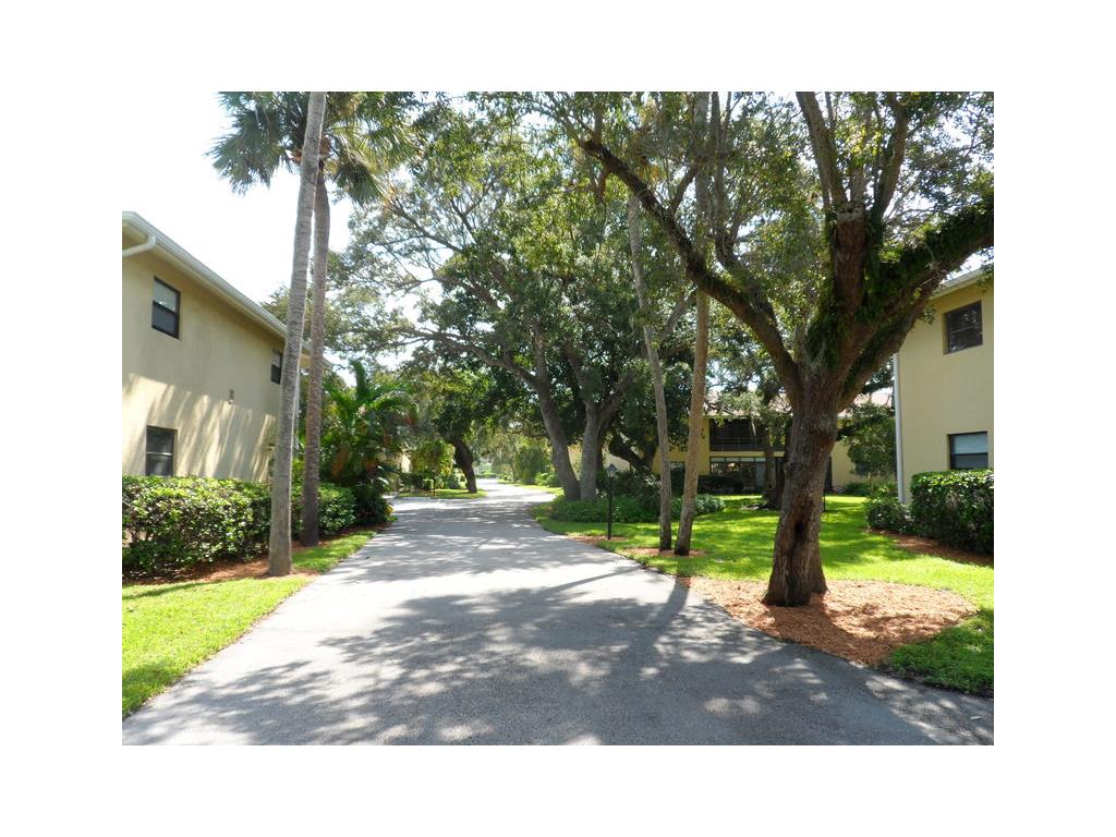 400 18th St, Vero Beach, FL 32960