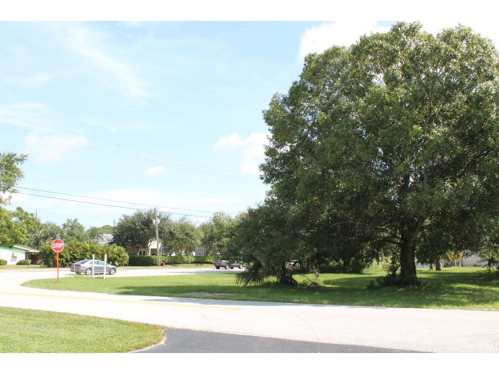 1980 36th Avenue, Vero Beach, FL 32960
