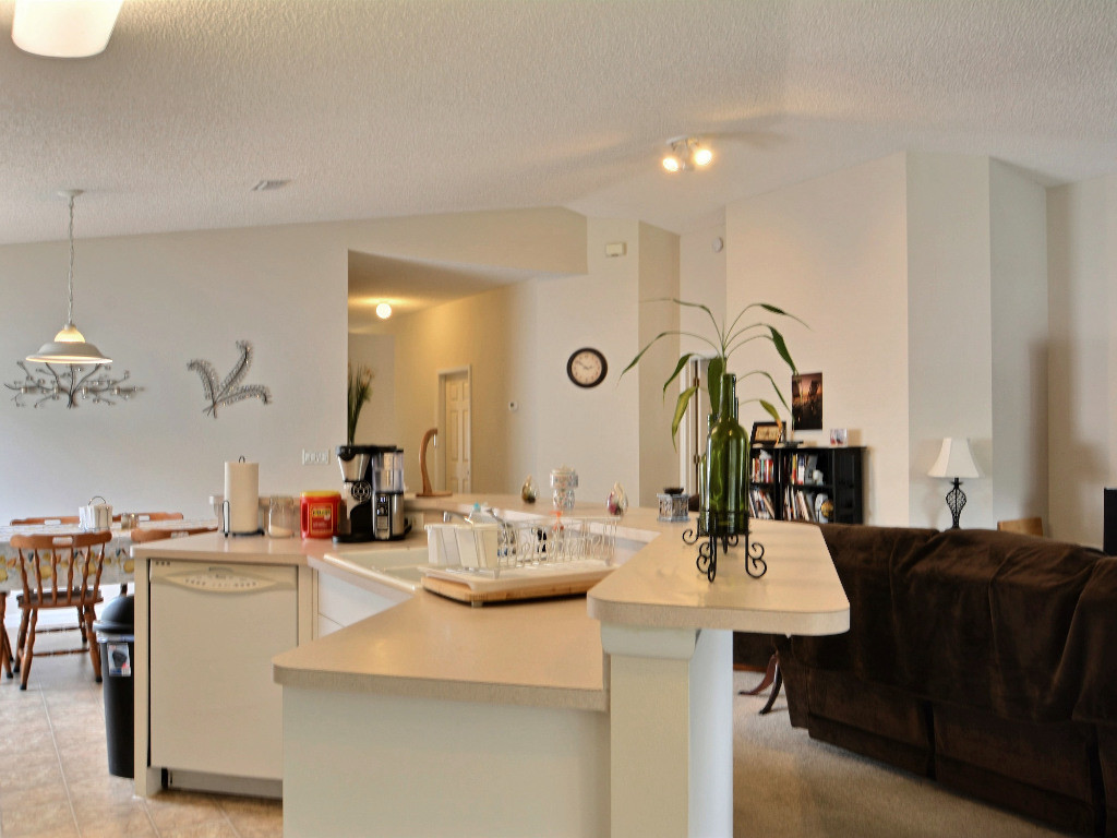 1155 N 13th Square, Vero Beach, FL 32960