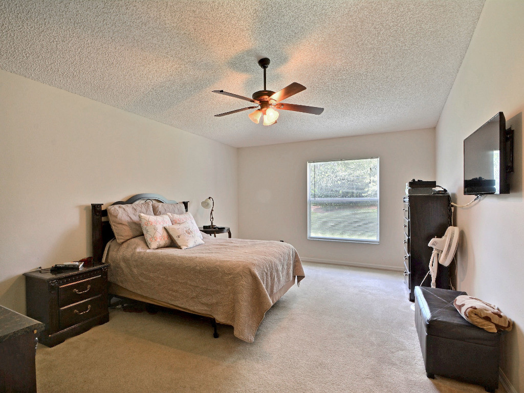 1155 N 13th Square, Vero Beach, FL 32960