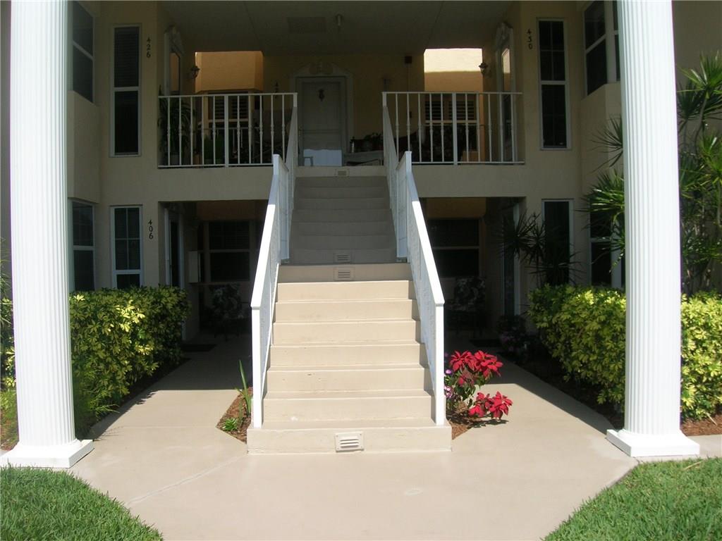 352 GROVE ISLE CIRCLE, Vero Beach, FL 32962
