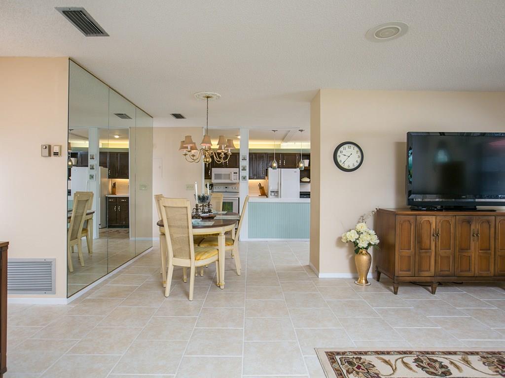 39 Woodland Drive, Vero Beach, FL 32962