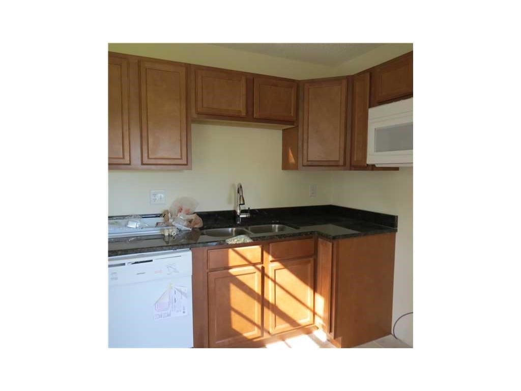 101 Springlake Dr, Vero Beach, FL 32962