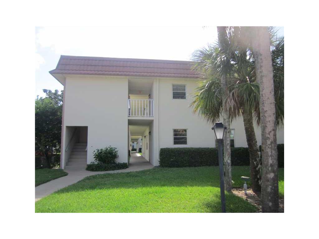 4 Vista Gardens Trl, Vero Beach, FL 32962