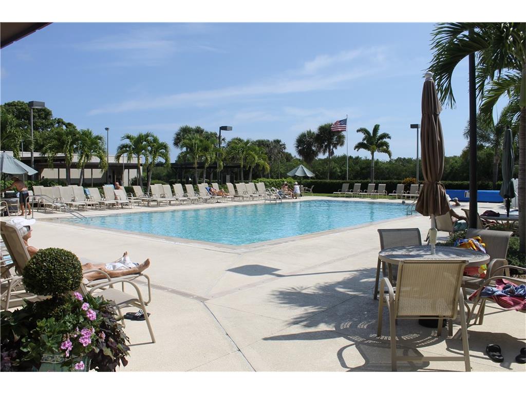 4 Vista Gardens Trl, Vero Beach, FL 32962