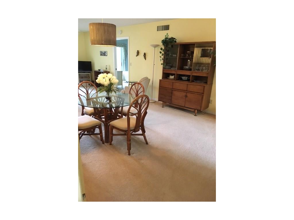 305 N Grove Isle Cir, Vero Beach, FL 32962