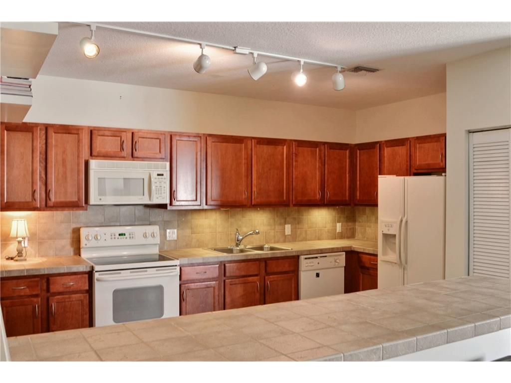 528 7th Square, Vero Beach, FL 32962