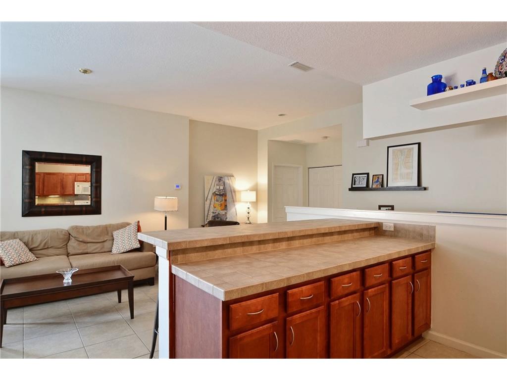 528 7th Square, Vero Beach, FL 32962