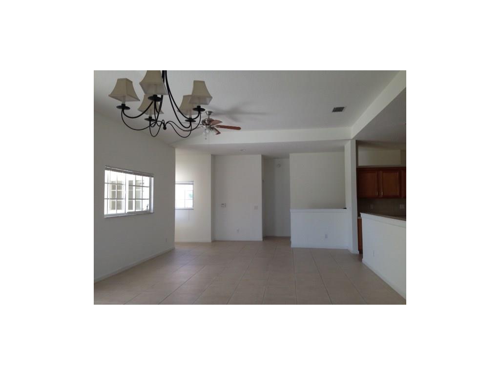 504 7th, Vero Beach, FL 32962