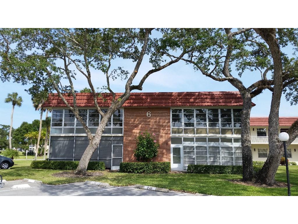 6 Vista Palm Lane, Vero Beach, FL 32962