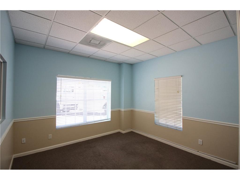 625 1st St, Vero Beach, FL 32962