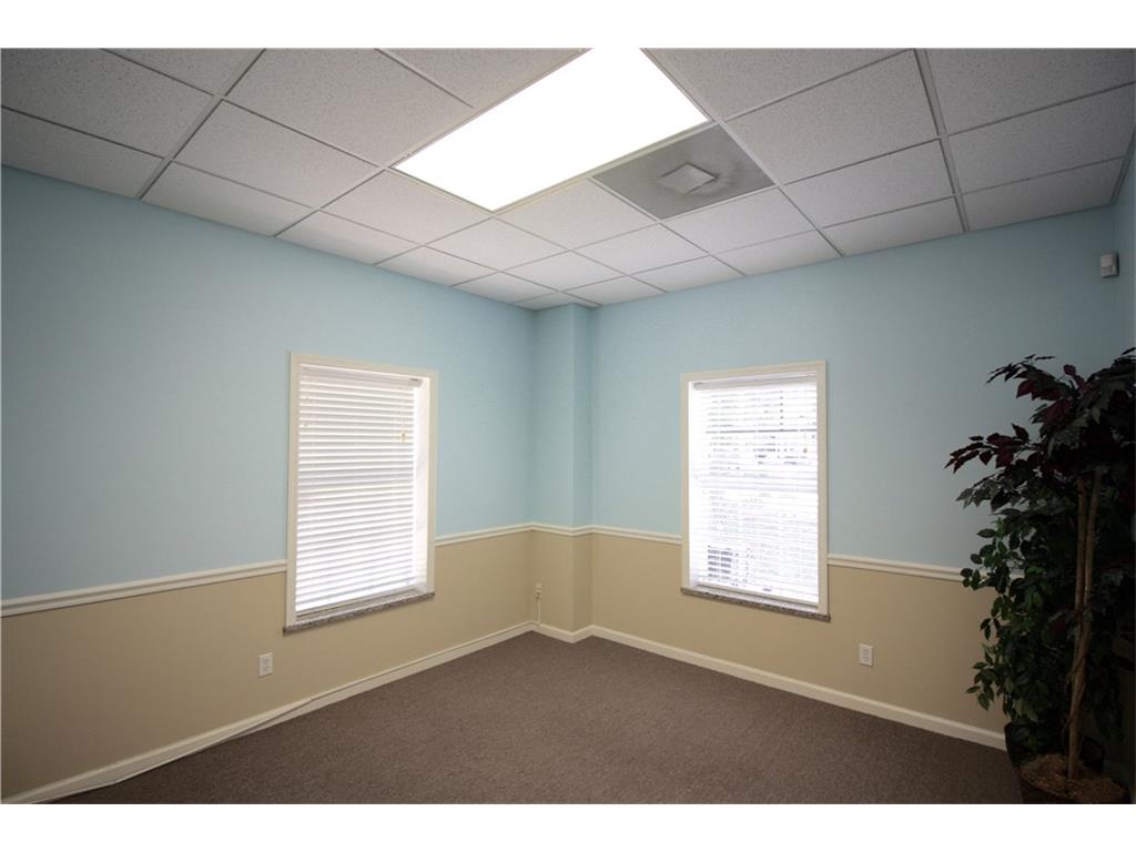 625 1st St, Vero Beach, FL 32962