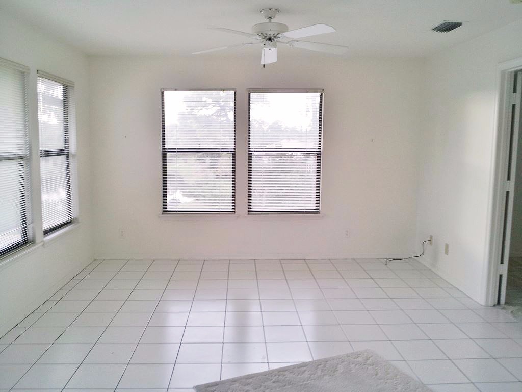 665 Centre Court SW, Vero Beach, FL 32962
