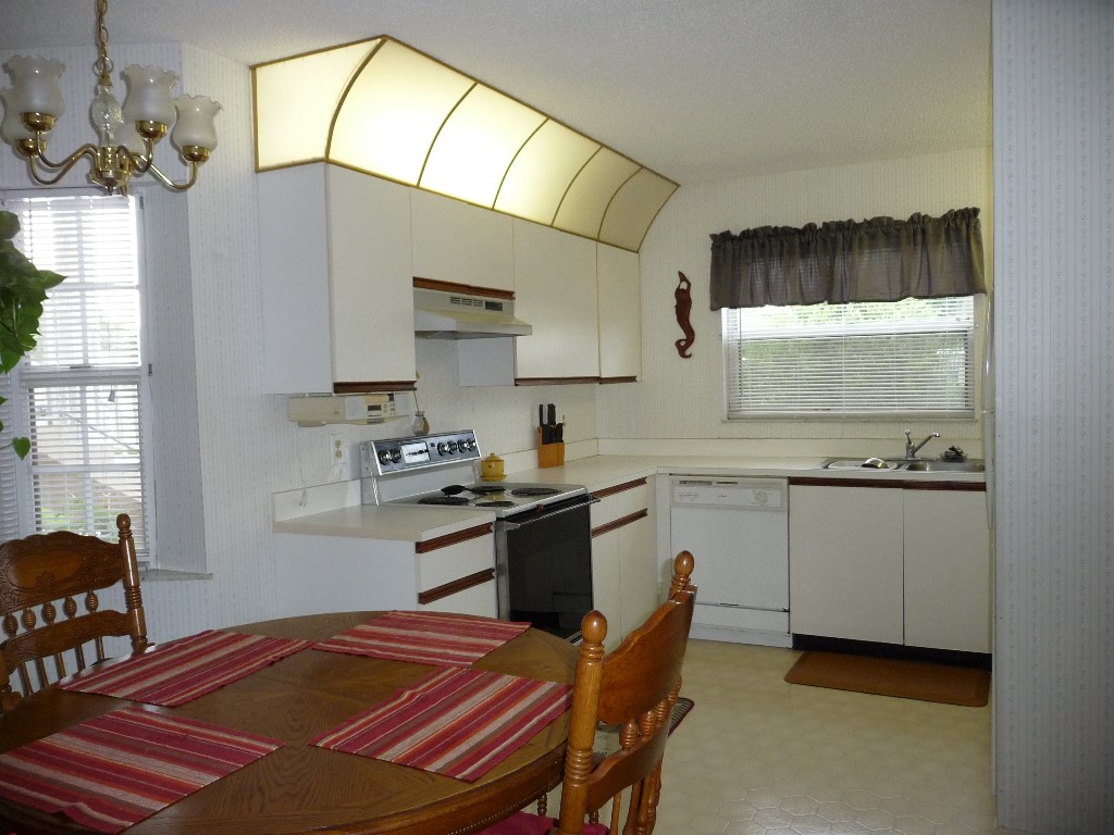 363 N Grove Isle Cir, Vero Beach, FL 32962