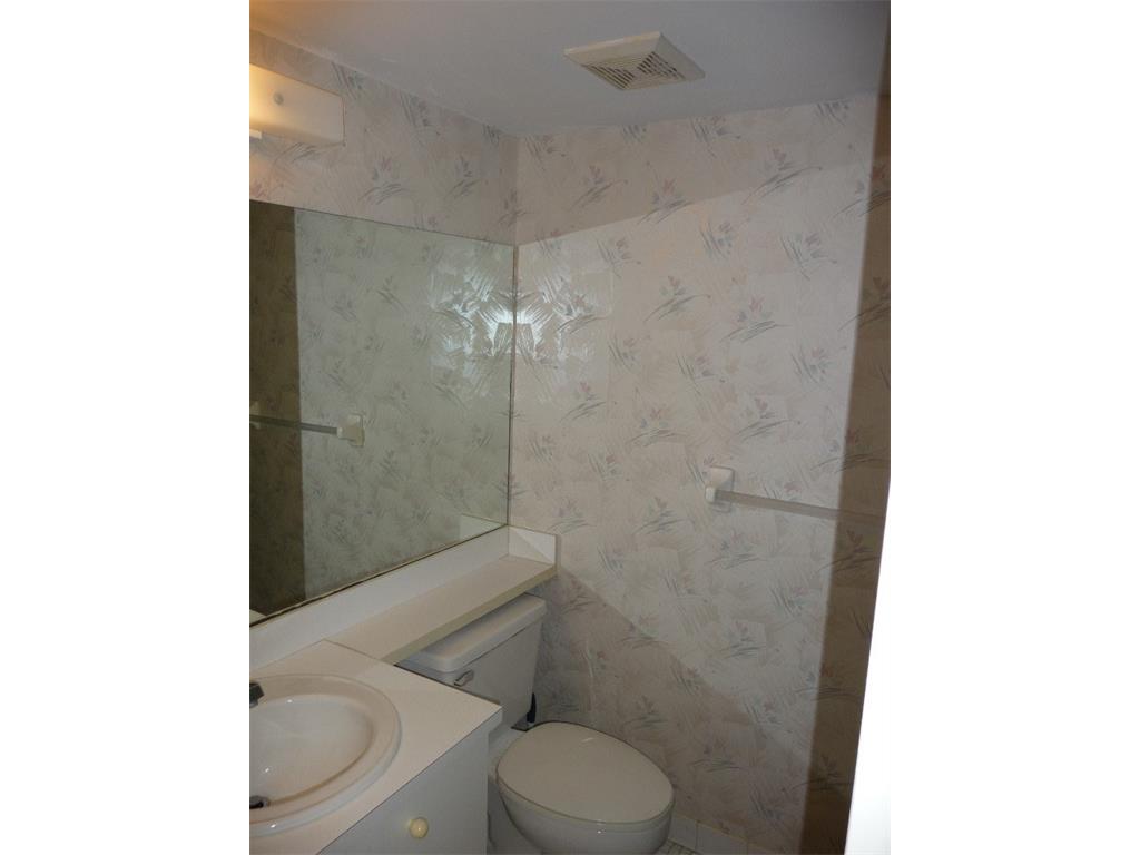 363 N Grove Isle Cir, Vero Beach, FL 32962