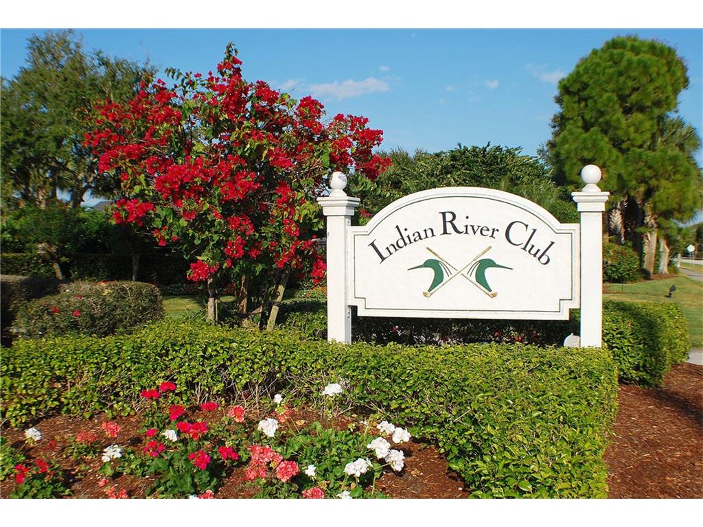 245 Oak Hammock Circle SW, Vero Beach, FL 32962