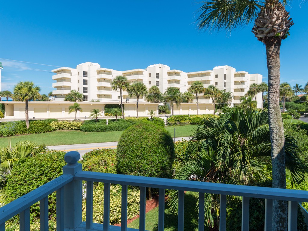 2611 Ocean Drive, Vero Beach, FL 32963