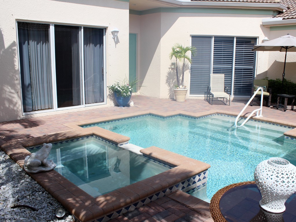 9655 E Maiden Ct, Vero Beach, FL 32963