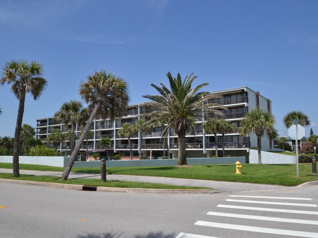 4141 Ocean Drive, Vero Beach, FL 32963