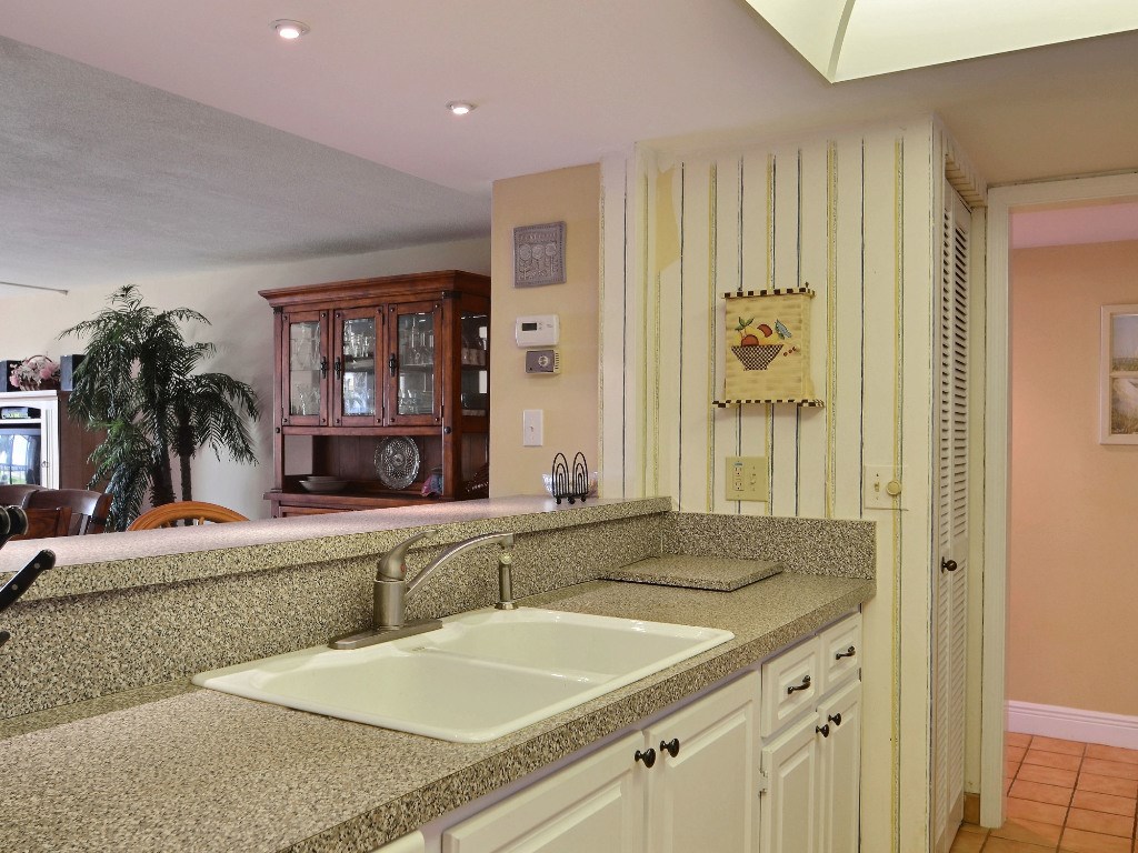 4141 Ocean Drive, Vero Beach, FL 32963