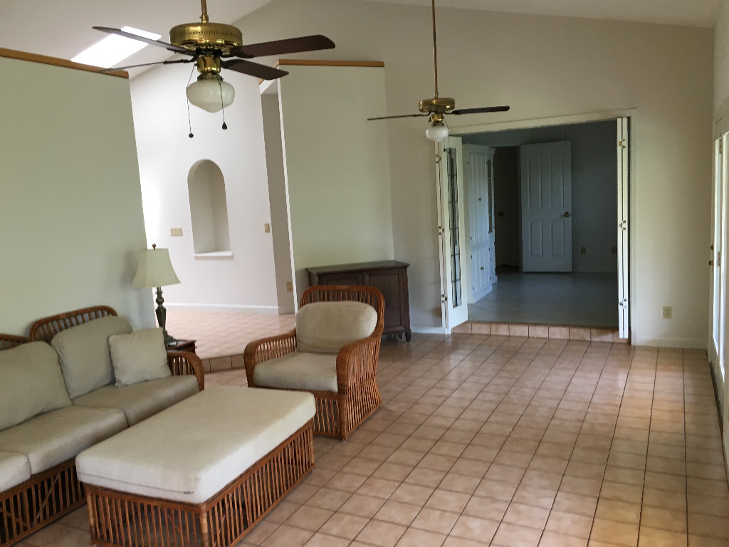 2225 Atlantis Drive, Vero Beach, FL 32963
