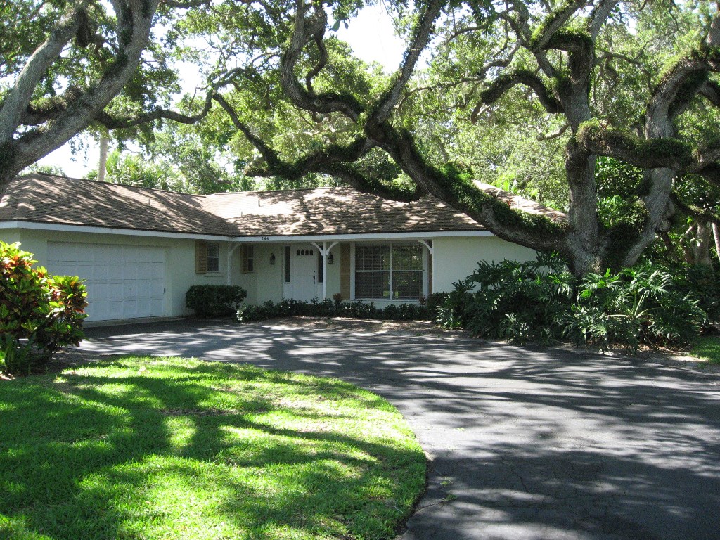 244 Conn Way, Vero Beach, FL 32963