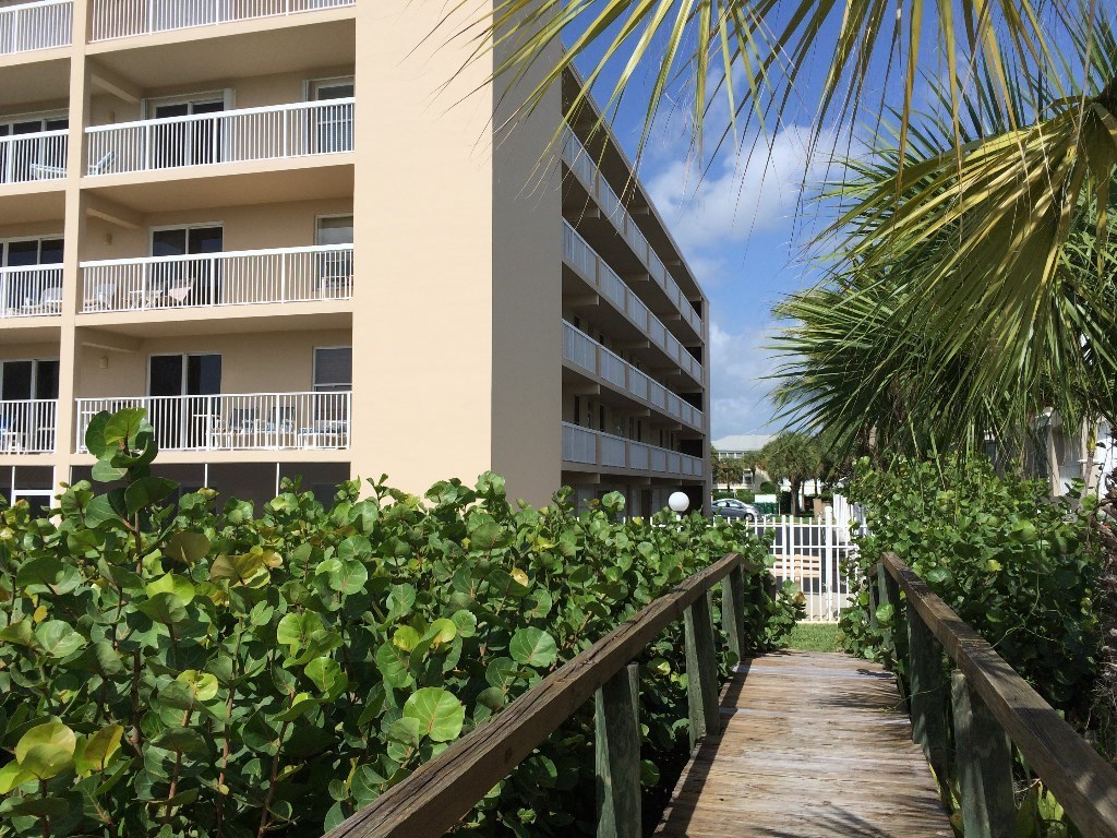 1440 Ocean #8 Drive, Vero Beach, FL 32963