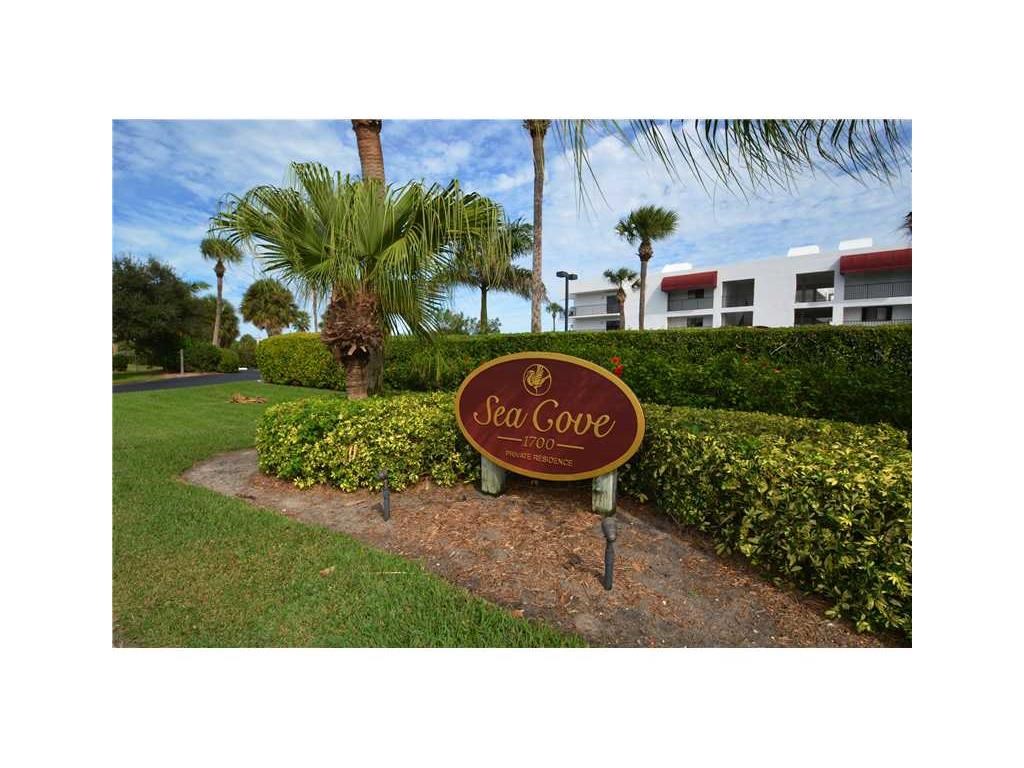 1700 Ocean Drive, Vero Beach, FL 32963