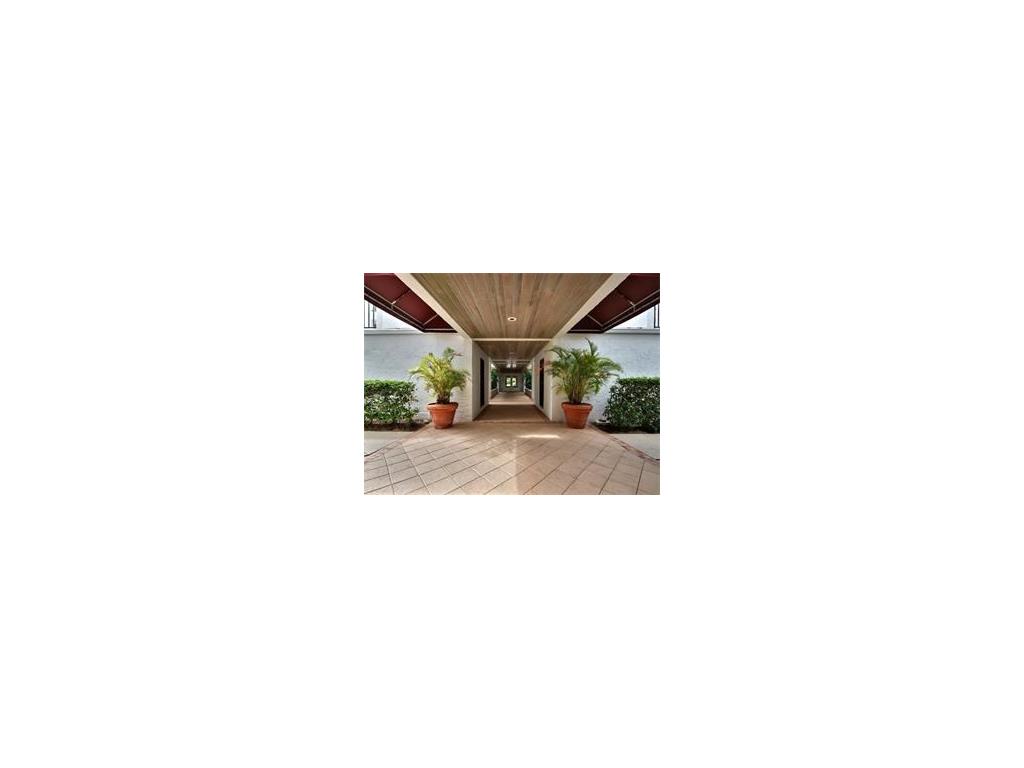 1700 Ocean Drive, Vero Beach, FL 32963
