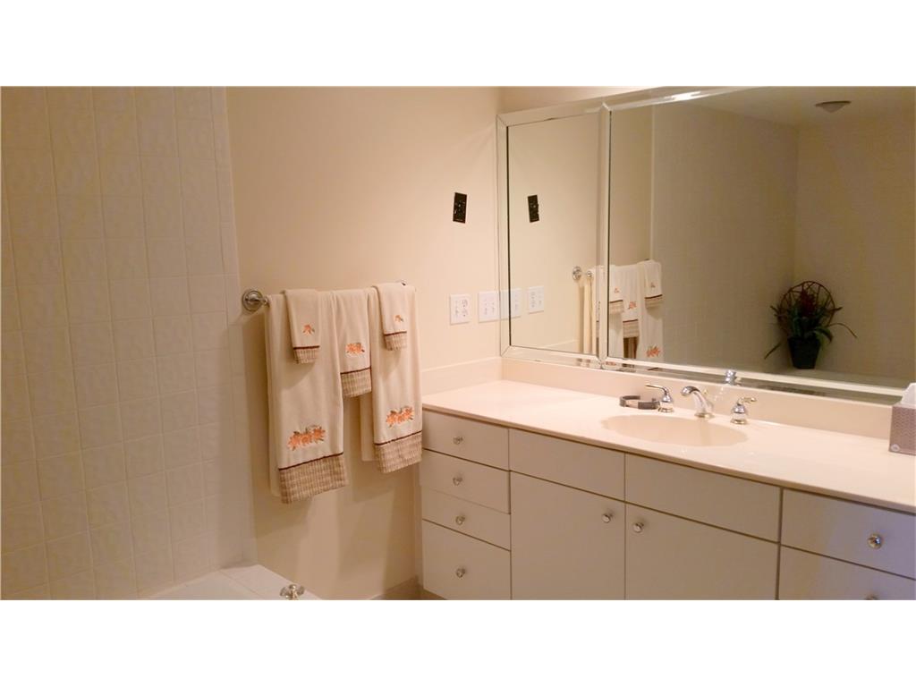 8444 Oceanside Drive, Vero Beach, FL 32963