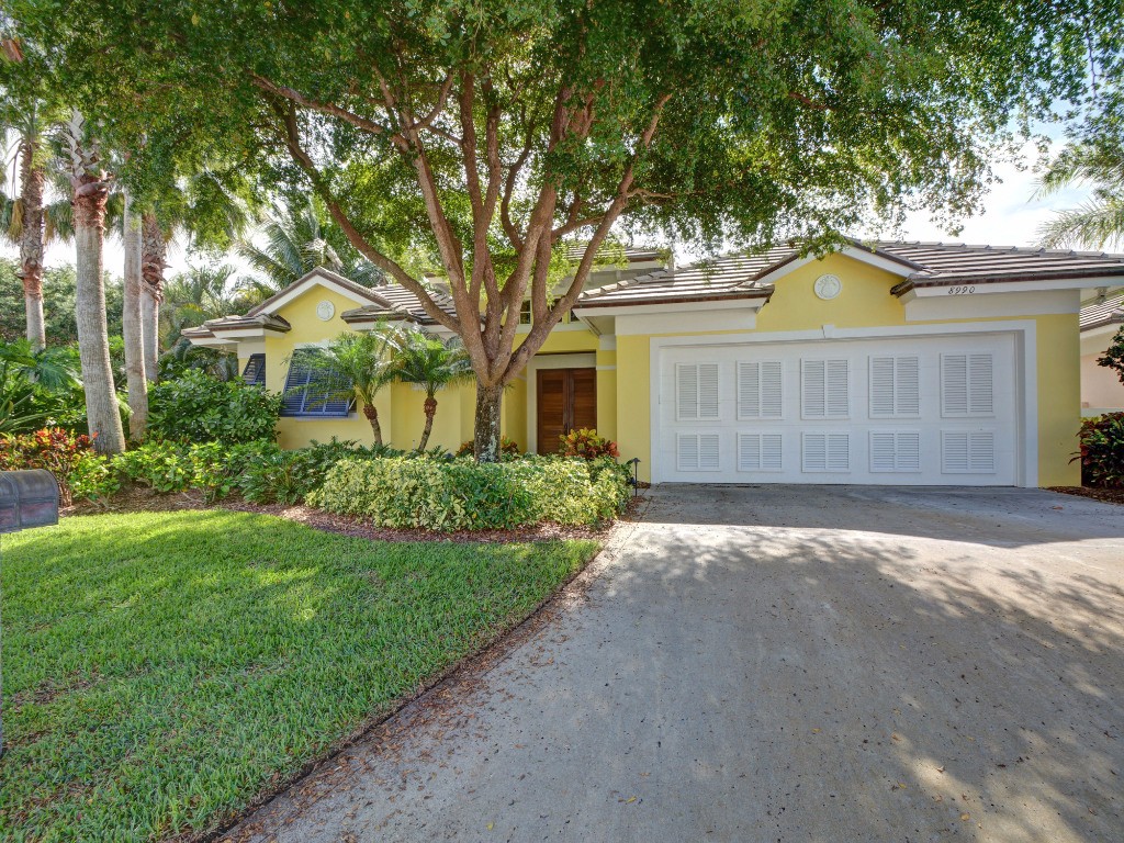 8990 Palm Breeze Terrace, Vero Beach, FL 32963
