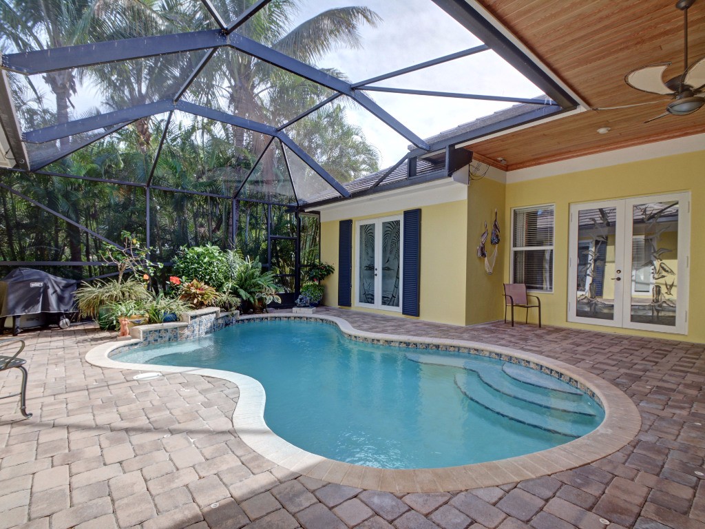 8990 Palm Breeze Terrace, Vero Beach, FL 32963