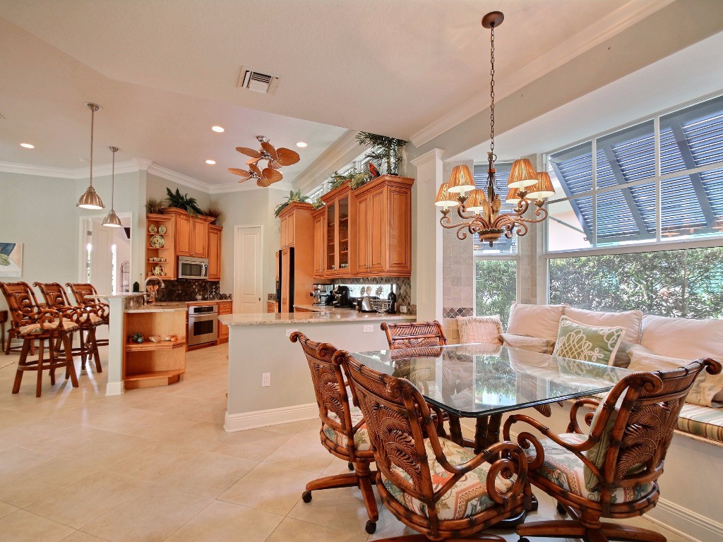 8990 Palm Breeze Terrace, Vero Beach, FL 32963