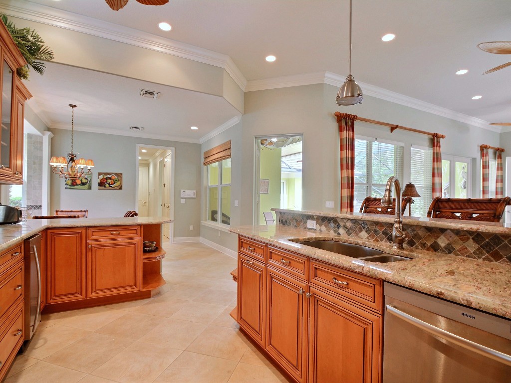 8990 Palm Breeze Terrace, Vero Beach, FL 32963