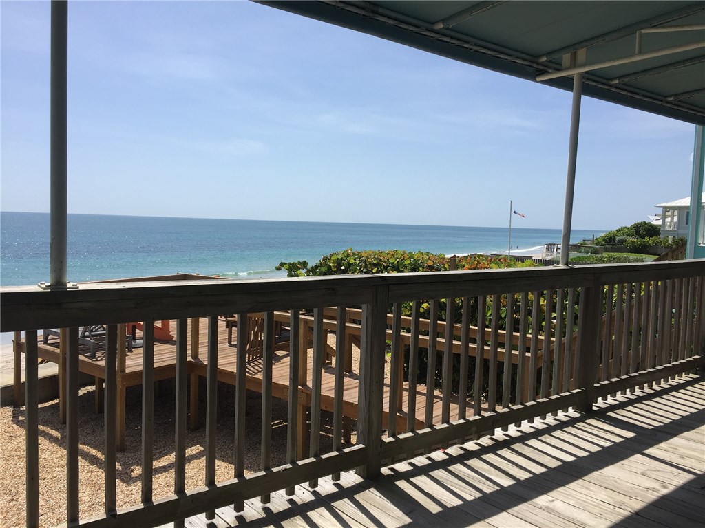 9470 Doubloon Drive, Vero Beach, FL 32963