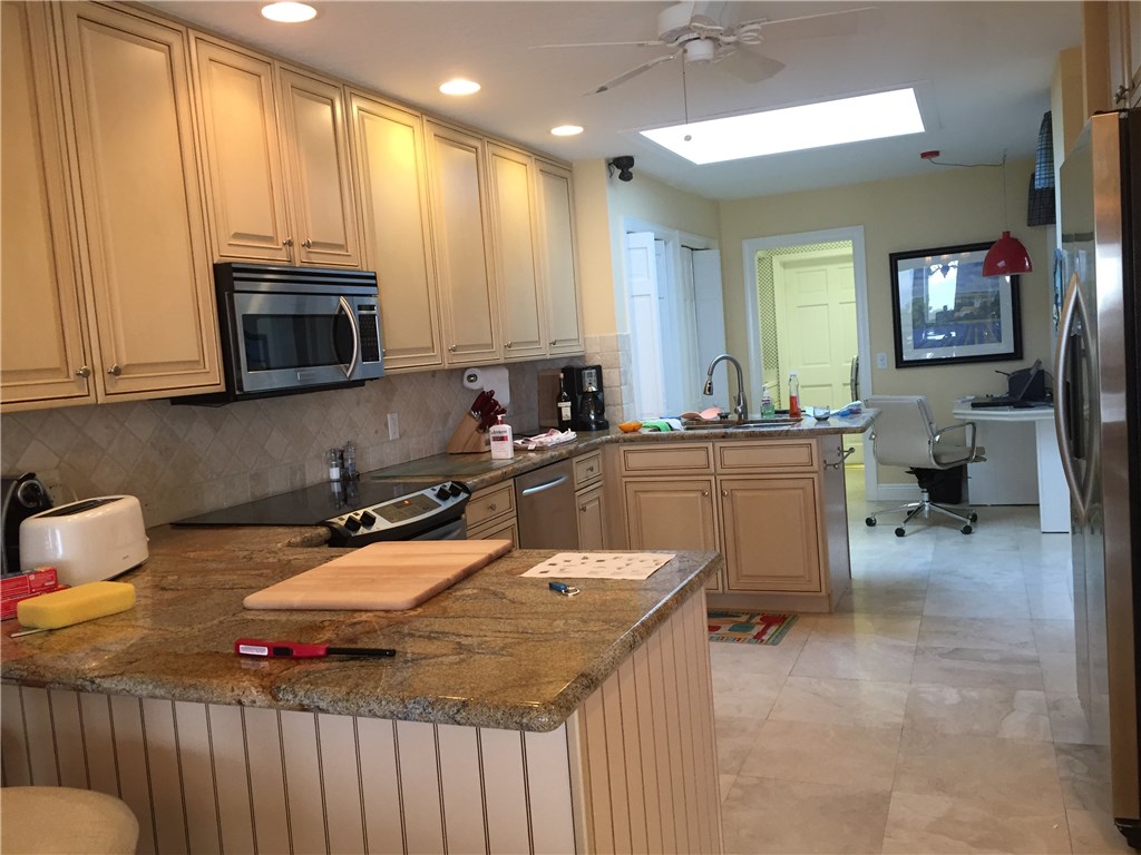 240 S Monterey Drive, Indian River Shores, FL 32963