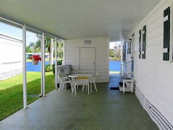 Village Green121 Lakeshore Dr. W.Vero Beach, FL 32966