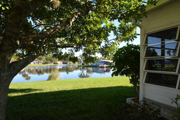 Village Green7000 20th St Lot 899Vero Beach, FL 32966