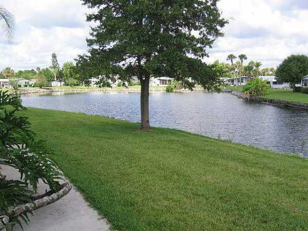 Village Green94 Sunrise DriveVero Beach, FL 32966
