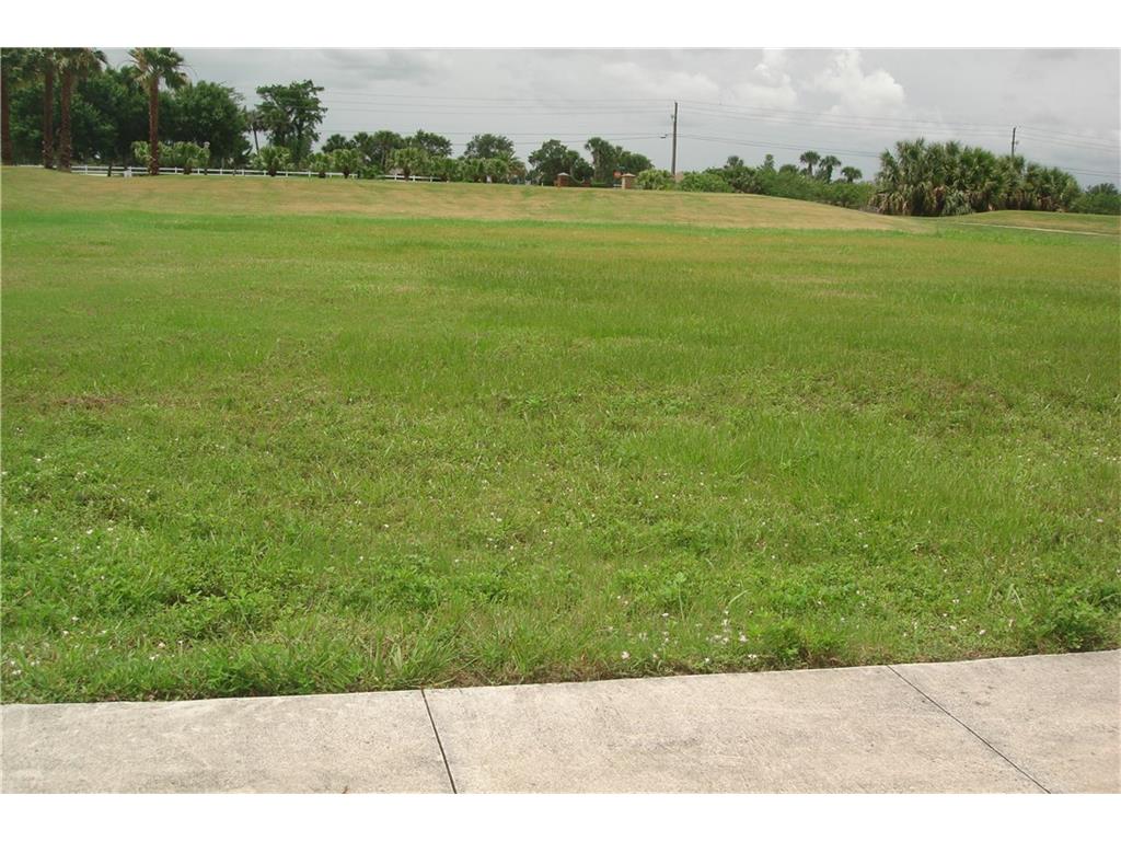 7607 S Village, Vero Beach, FL 32966