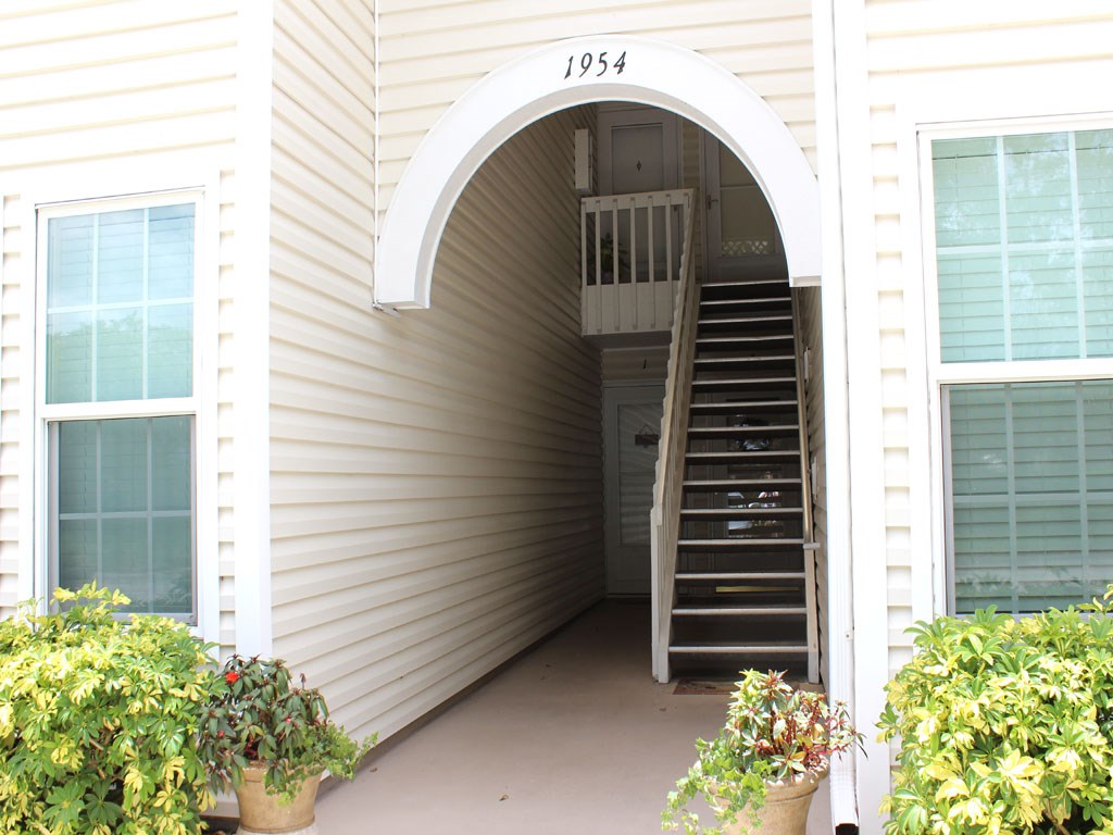 1954 Westminster Circle, Vero Beach, FL 32966