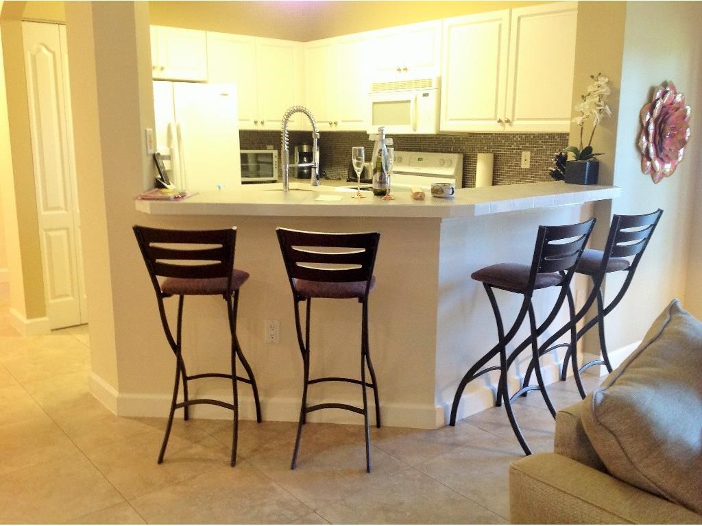 5025 Fairways Circle, Vero Beach, FL 32967